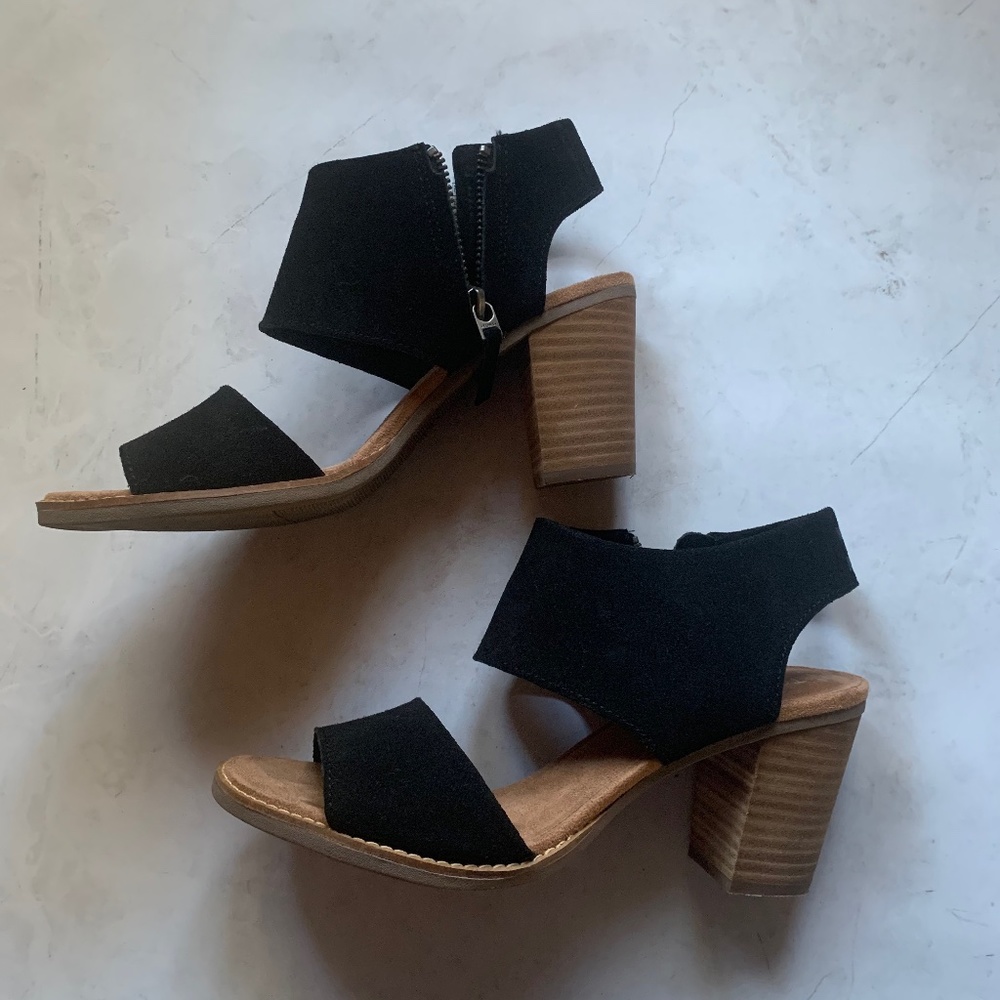 TOMS Block Heel Sandal